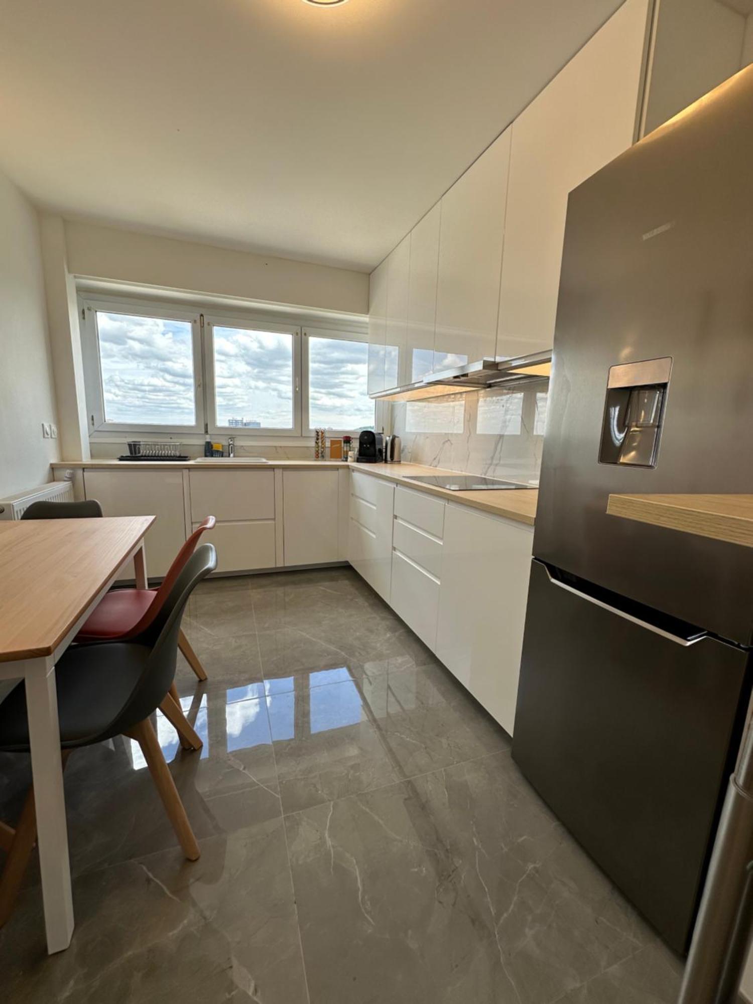 Paris Pantin Magnifique Appartement 4 Pieces De 108M2 Avec 2 Parking Interieur - Tres Cosy Pour 1 A 12 Personnes - Entierement Refait A Neuf Entire Apartment Luxurious And Warm - Pantin Paris 19 Eme Free Wifi Gratuit Esterno foto