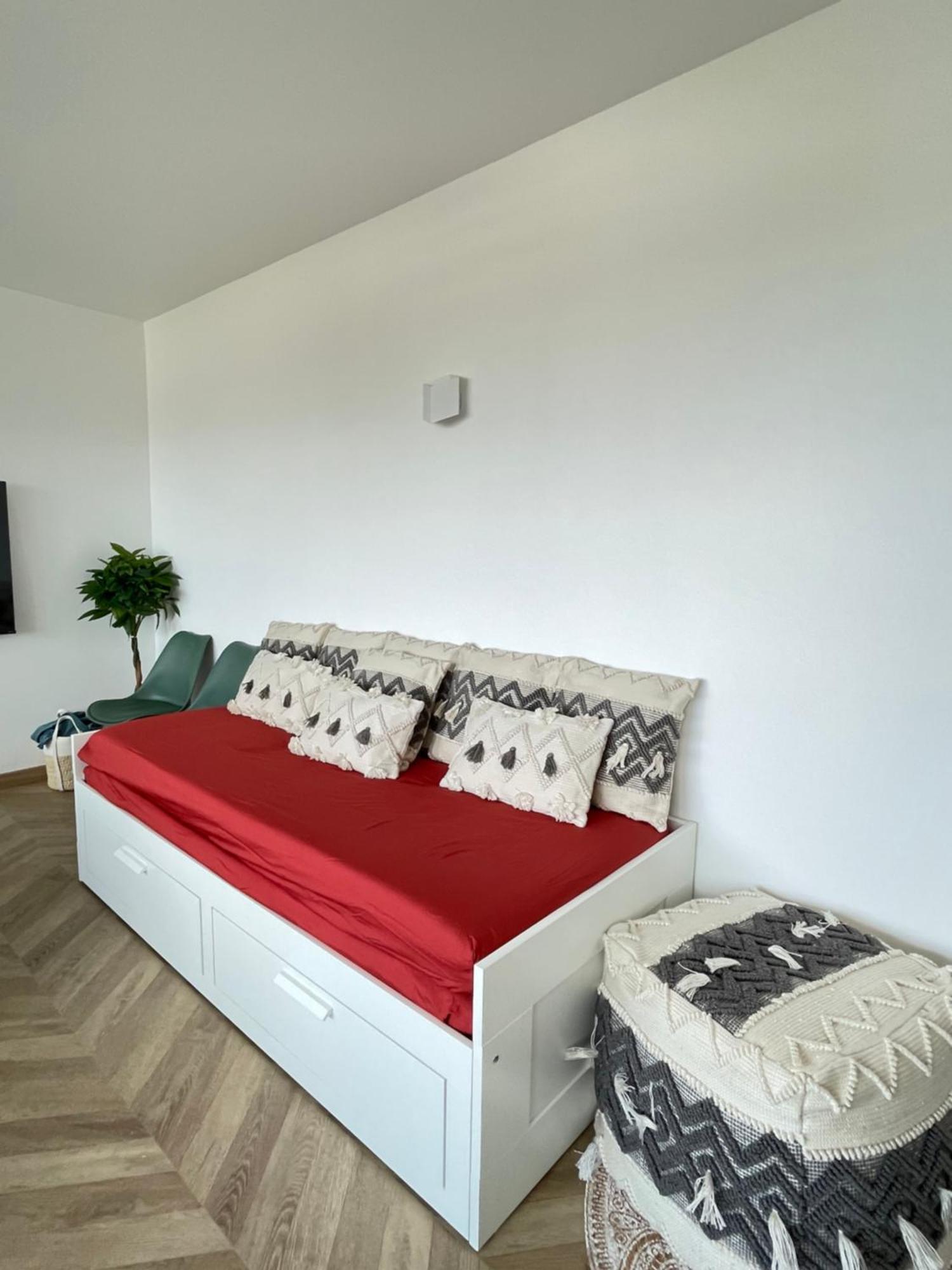Paris Pantin Magnifique Appartement 4 Pieces De 108M2 Avec 2 Parking Interieur - Tres Cosy Pour 1 A 12 Personnes - Entierement Refait A Neuf Entire Apartment Luxurious And Warm - Pantin Paris 19 Eme Free Wifi Gratuit Esterno foto