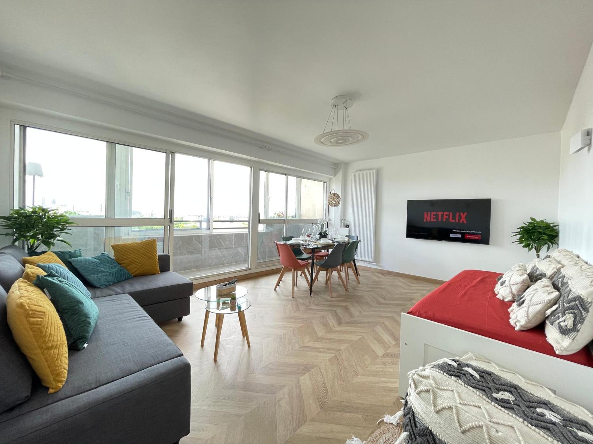Paris Pantin Magnifique Appartement 4 Pieces De 108M2 Avec 2 Parking Interieur - Tres Cosy Pour 1 A 12 Personnes - Entierement Refait A Neuf Entire Apartment Luxurious And Warm - Pantin Paris 19 Eme Free Wifi Gratuit Esterno foto