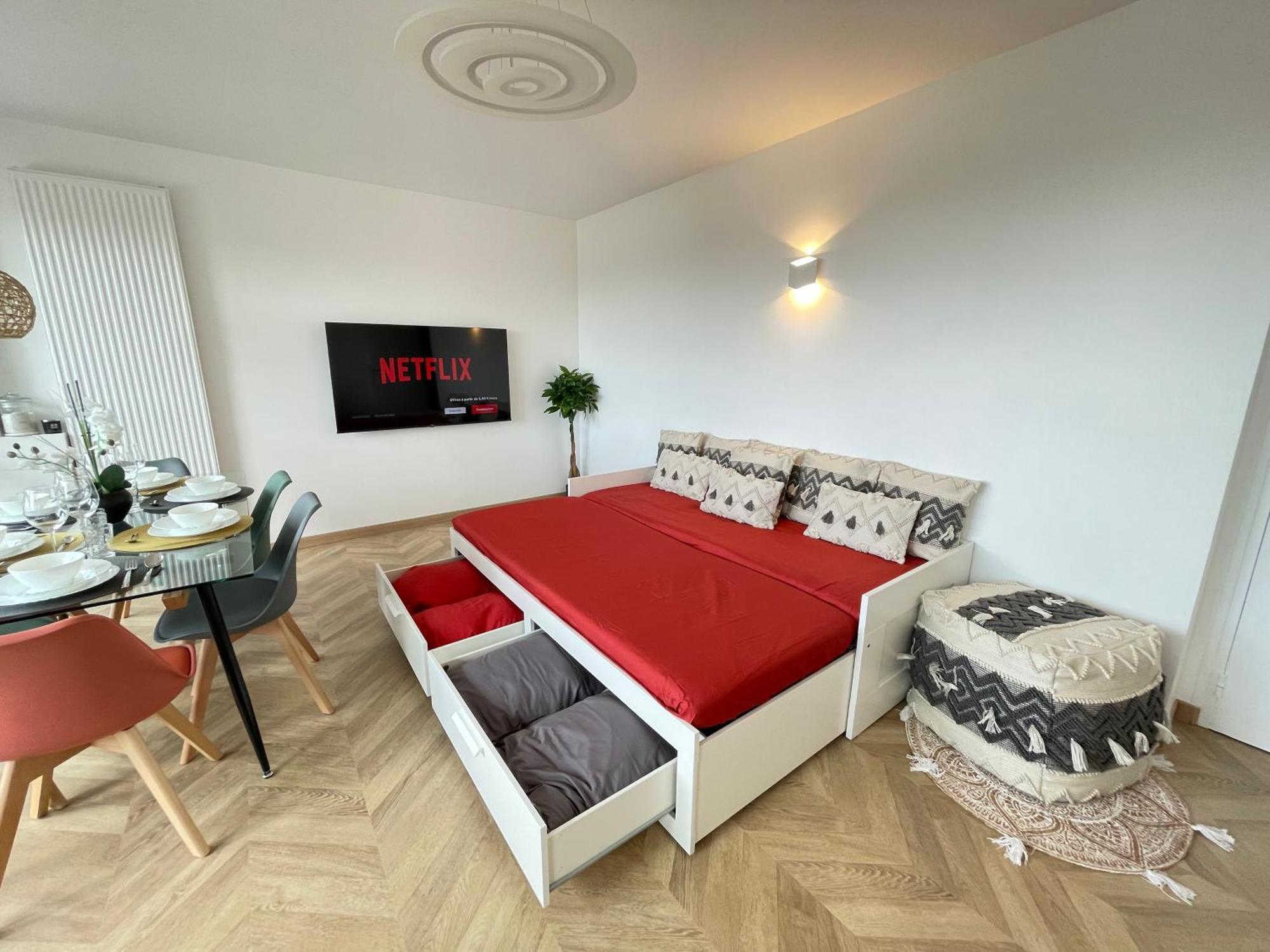 Paris Pantin Magnifique Appartement 4 Pieces De 108M2 Avec 2 Parking Interieur - Tres Cosy Pour 1 A 12 Personnes - Entierement Refait A Neuf Entire Apartment Luxurious And Warm - Pantin Paris 19 Eme Free Wifi Gratuit Esterno foto
