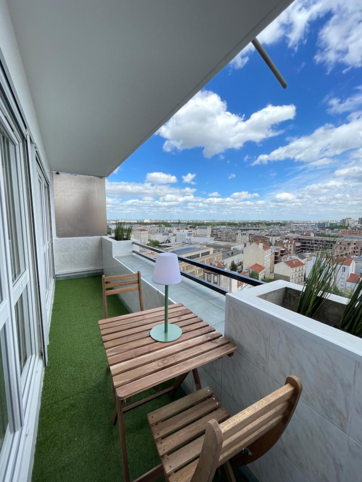 Paris Pantin Magnifique Appartement 4 Pieces De 108M2 Avec 2 Parking Interieur - Tres Cosy Pour 1 A 12 Personnes - Entierement Refait A Neuf Entire Apartment Luxurious And Warm - Pantin Paris 19 Eme Free Wifi Gratuit Esterno foto